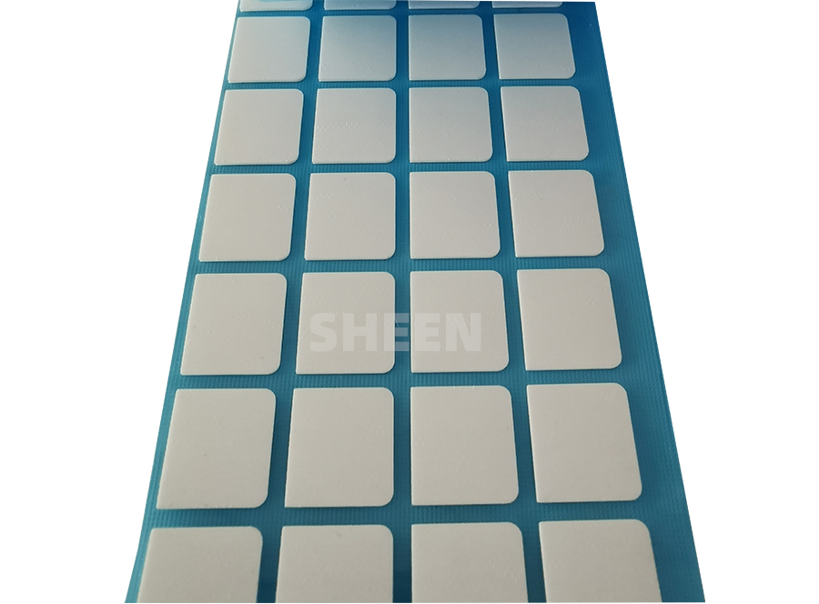 無矽(xi)導熱墊片