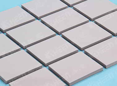 AF300 無(wu)矽導熱(rè)墊 2.0W/m·K